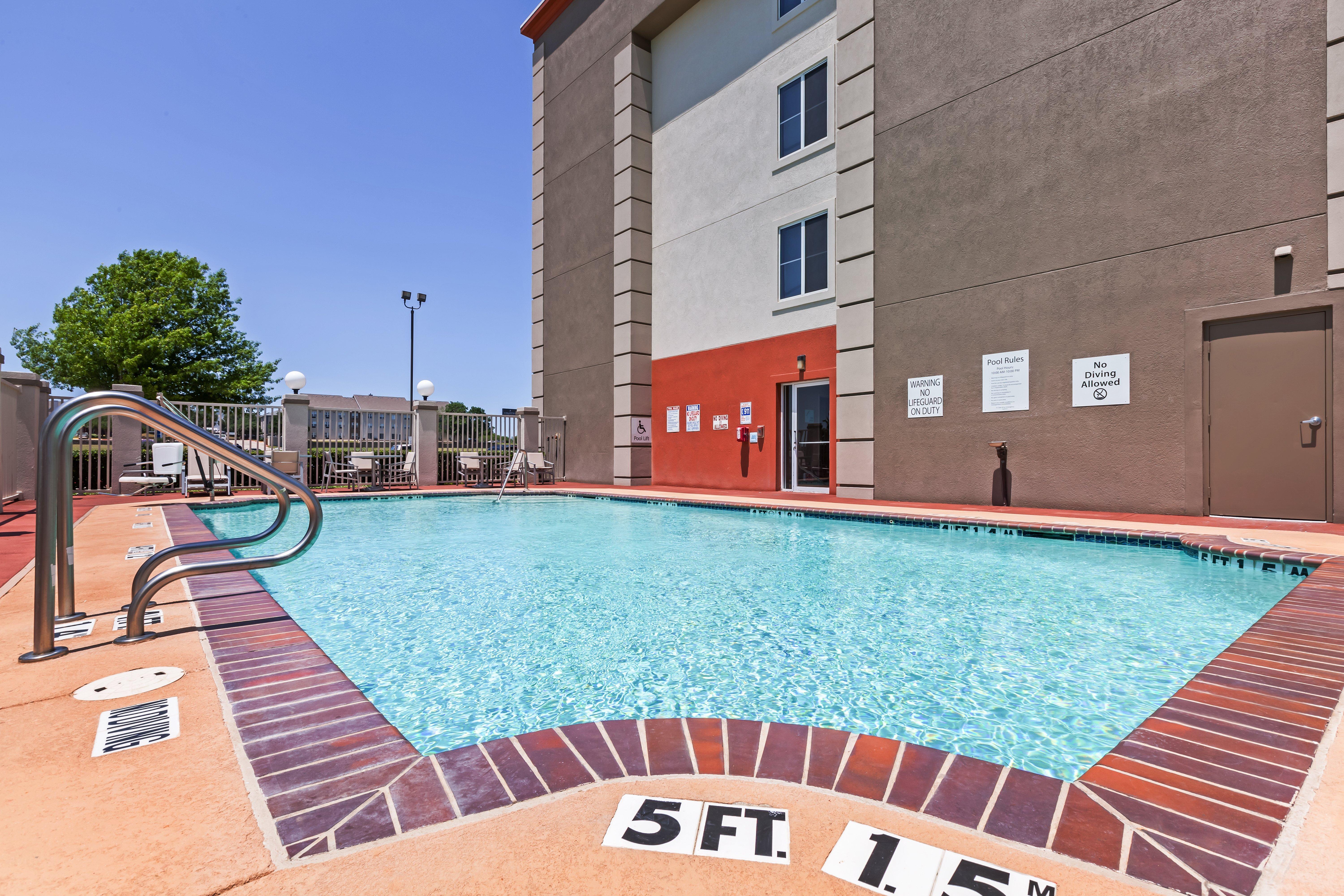 Holiday Inn Express Hotel & Suites Dallas Lewisville By Ihg Exteriör bild